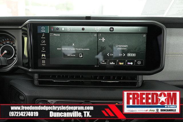 new 2025 Jeep Gladiator car, priced at $35,739