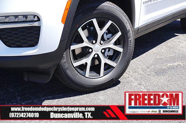 new 2025 Jeep Grand Cherokee car, priced at $34,037