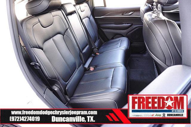 new 2025 Jeep Grand Cherokee car, priced at $34,037