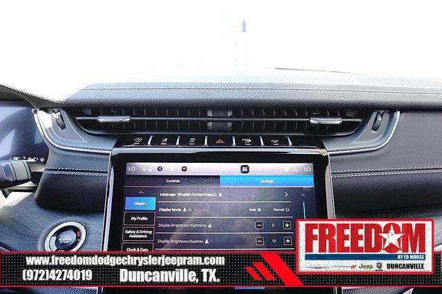 new 2025 Jeep Grand Cherokee car, priced at $34,037