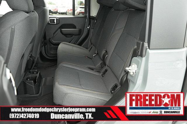new 2025 Jeep Gladiator car, priced at $39,703