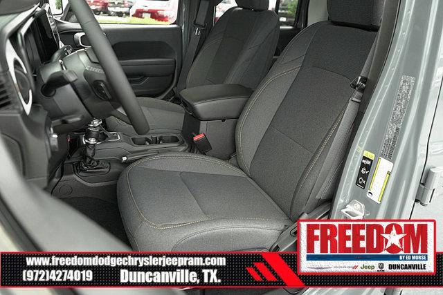 new 2025 Jeep Gladiator car, priced at $39,703