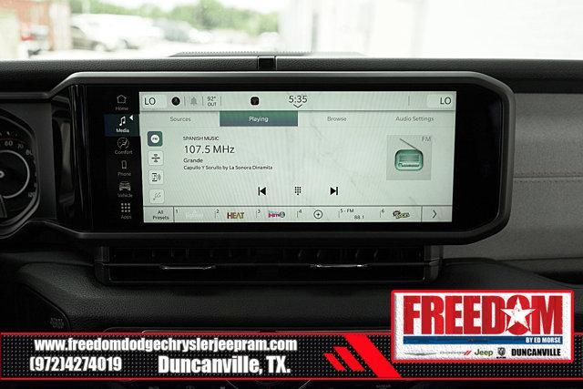 new 2025 Jeep Gladiator car, priced at $40,368