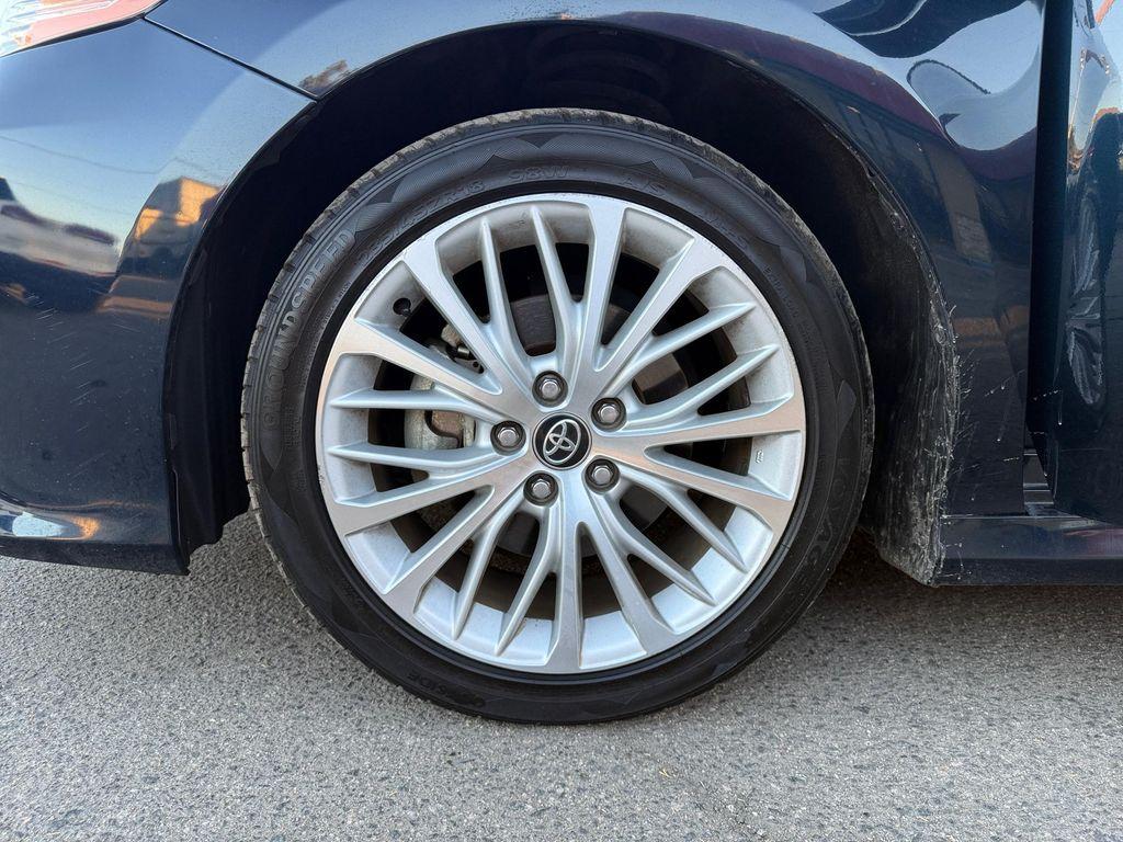 used 2020 Toyota Camry Hybrid car, priced at $18,999