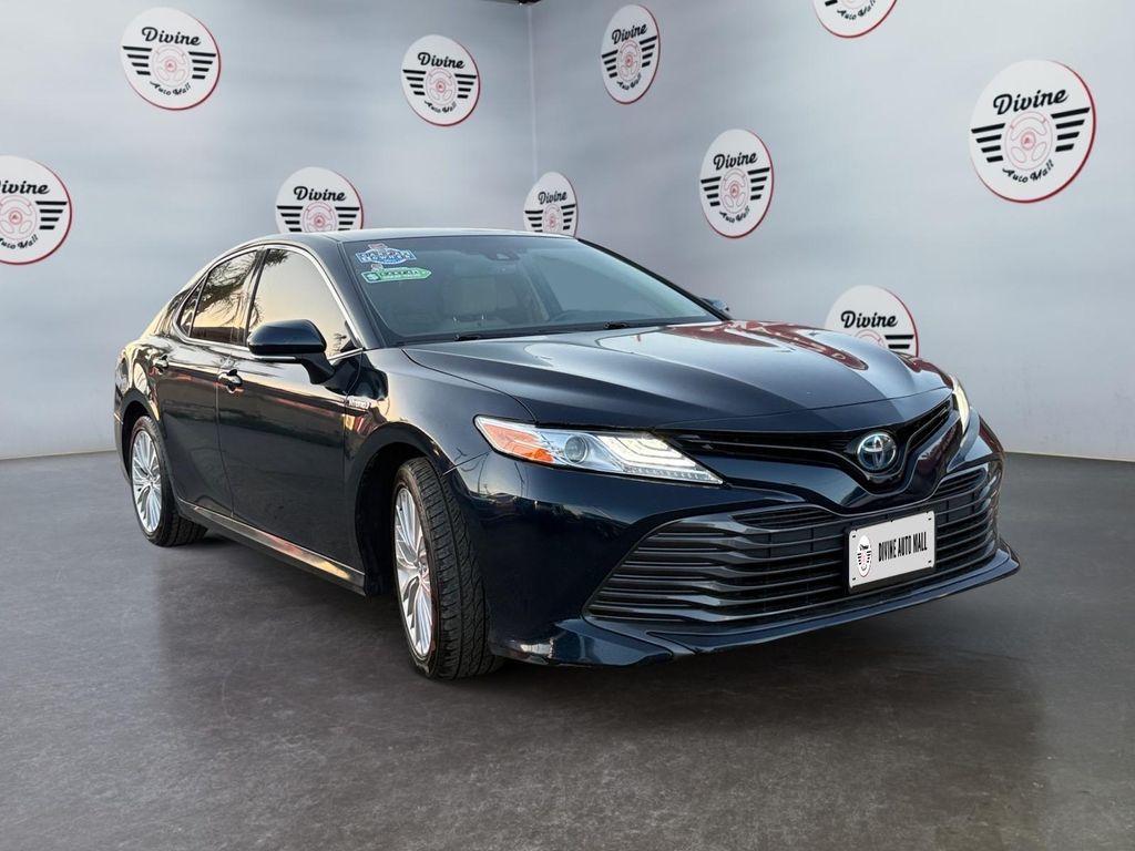 used 2020 Toyota Camry Hybrid car, priced at $18,999