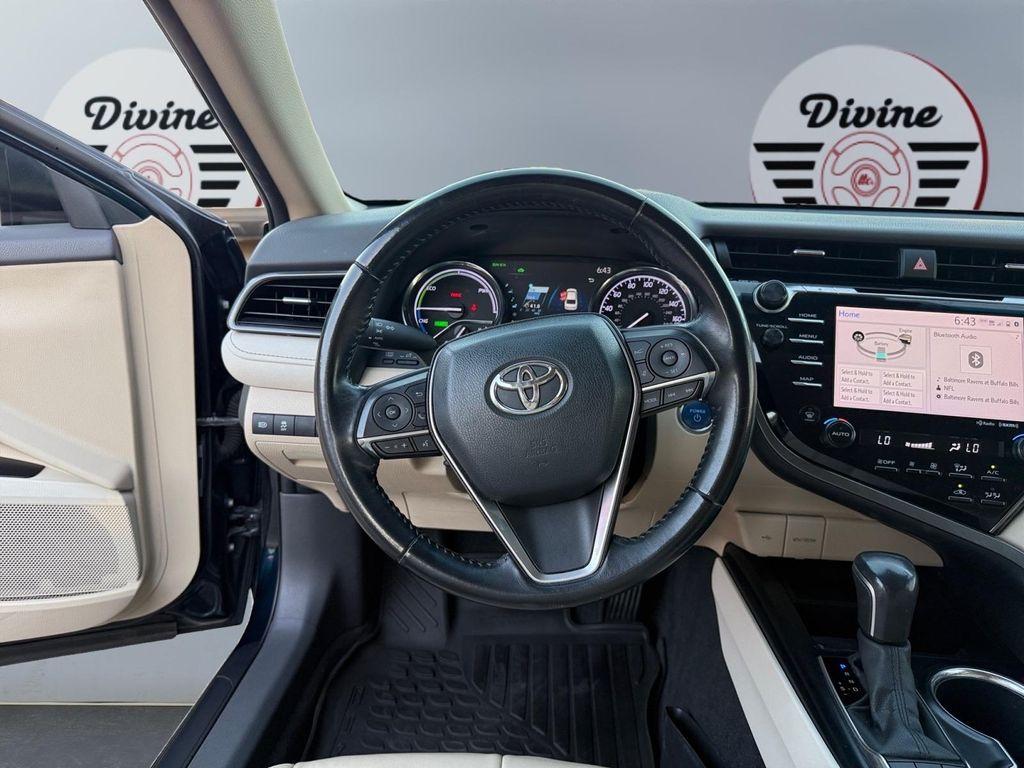 used 2020 Toyota Camry Hybrid car, priced at $18,999