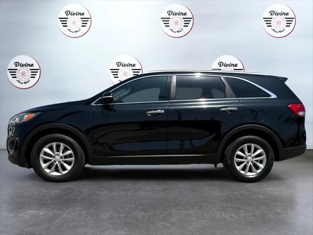used 2018 Kia Sorento car, priced at $14,999