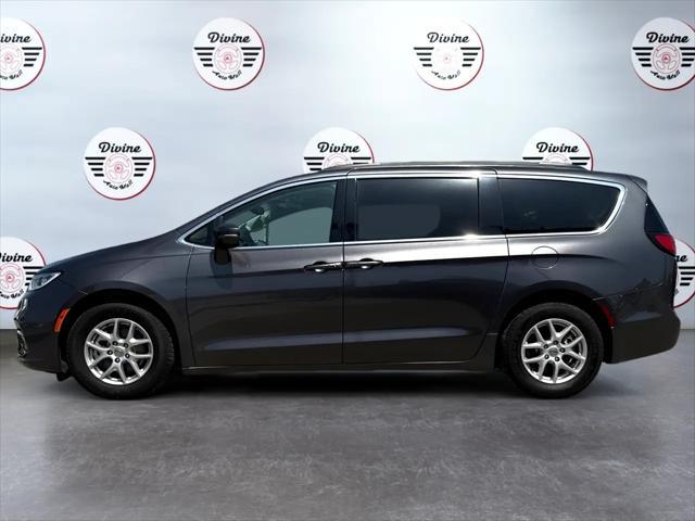 used 2022 Chrysler Pacifica car, priced at $18,999