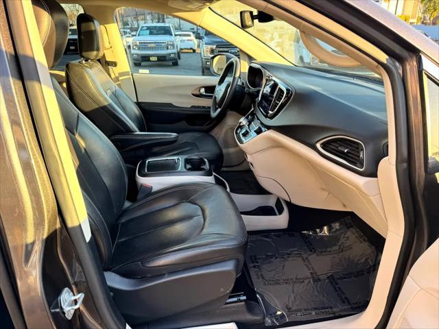 used 2022 Chrysler Pacifica car, priced at $18,999