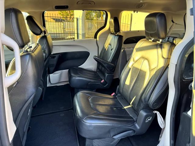 used 2022 Chrysler Pacifica car, priced at $18,999
