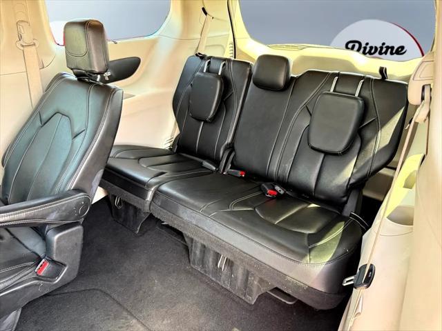 used 2022 Chrysler Pacifica car, priced at $18,999