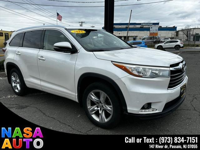 used 2015 Toyota Highlander car, priced at $15,999