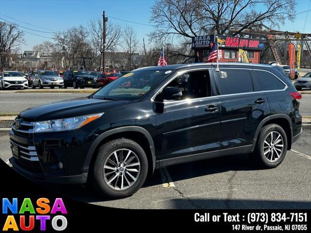 used 2019 Toyota Highlander car, priced at $22,999