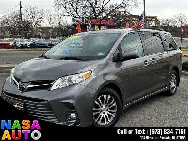 used 2018 Toyota Sienna car, priced at $17,999