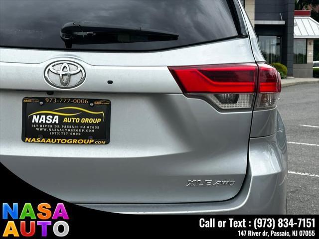 used 2017 Toyota Highlander car, priced at $17,999