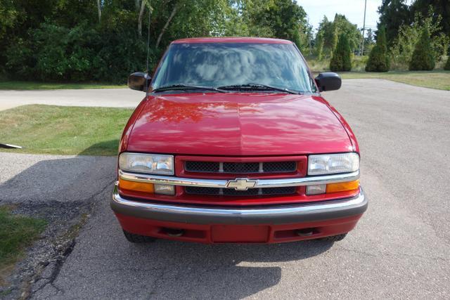 used 2001 Chevrolet S-10 car, priced at $14,990