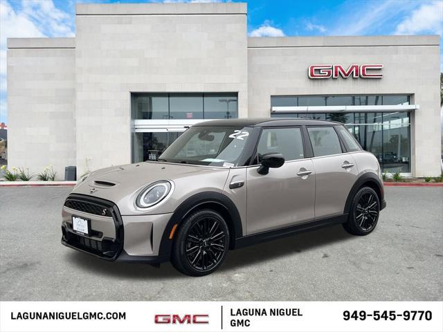 used 2022 MINI Hardtop car, priced at $23,995