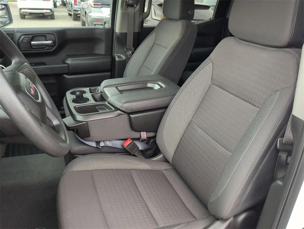 used 2025 GMC Sierra 1500 car, priced at $40,998