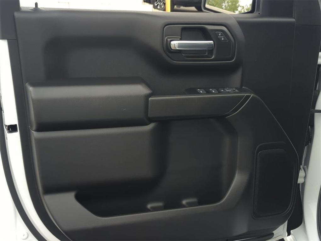 used 2025 GMC Sierra 1500 car, priced at $40,998