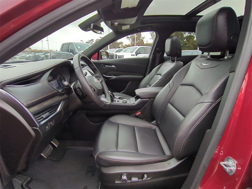 used 2023 Cadillac XT4 car, priced at $31,998