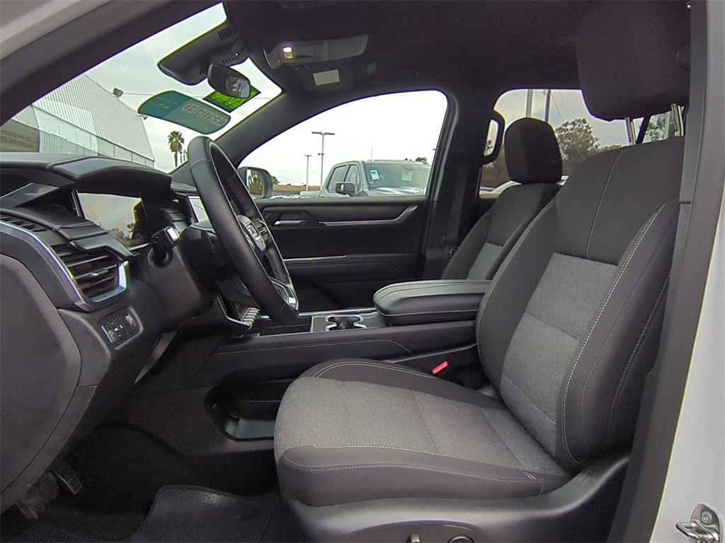 used 2025 GMC Acadia car, priced at $38,998