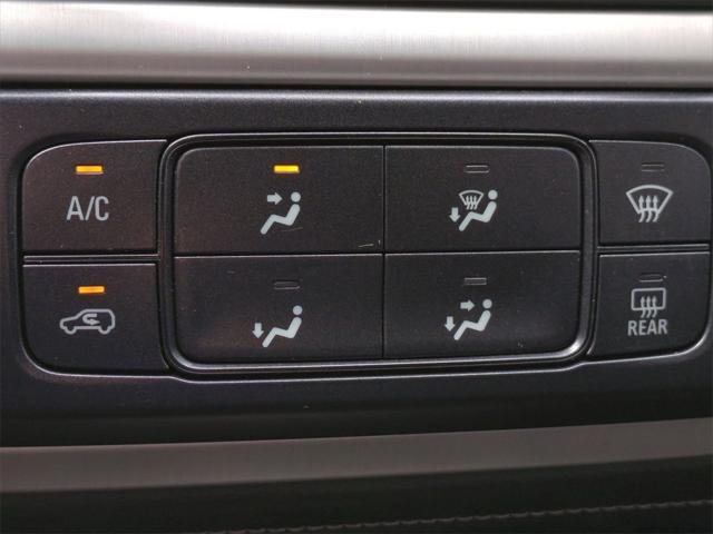used 2022 GMC Canyon car, priced at $31,998