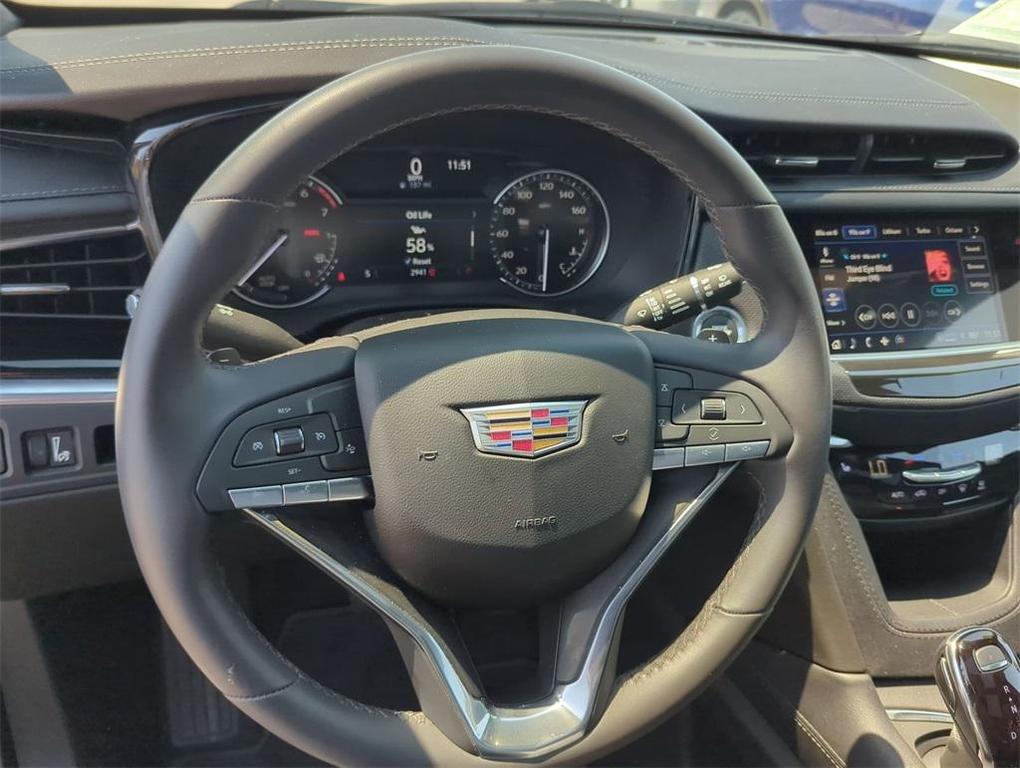 used 2025 Cadillac XT6 car, priced at $44,681