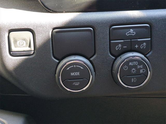 used 2025 Chevrolet Silverado 1500 car, priced at $48,998