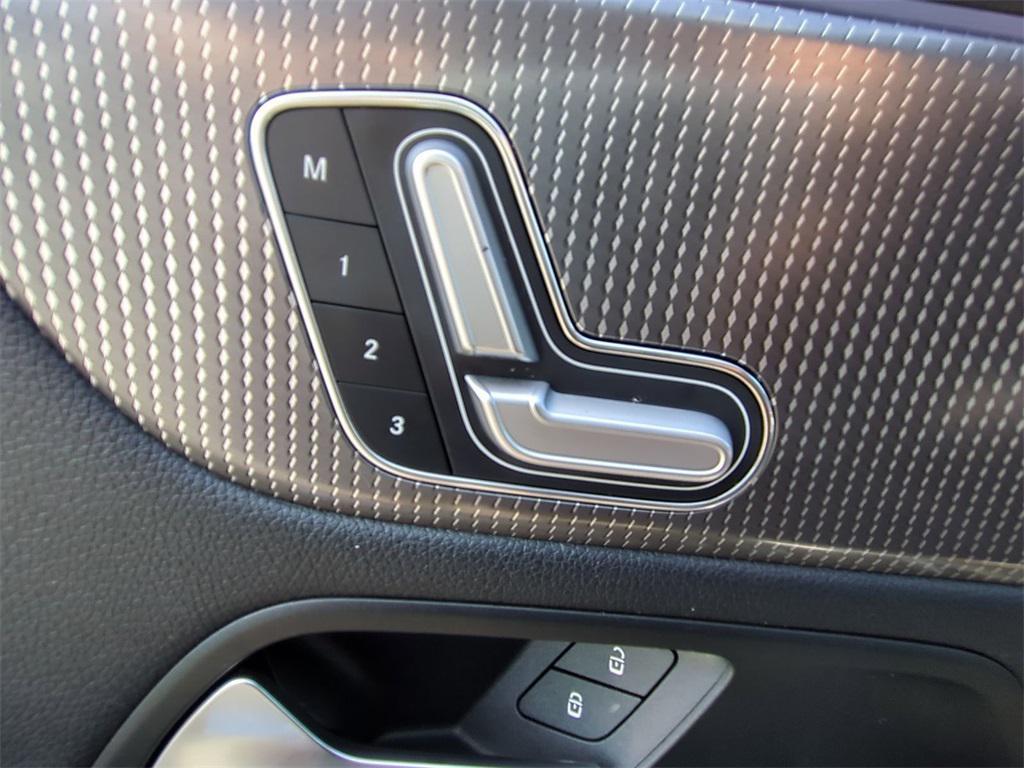 used 2021 Mercedes-Benz GLA 250 car, priced at $22,498