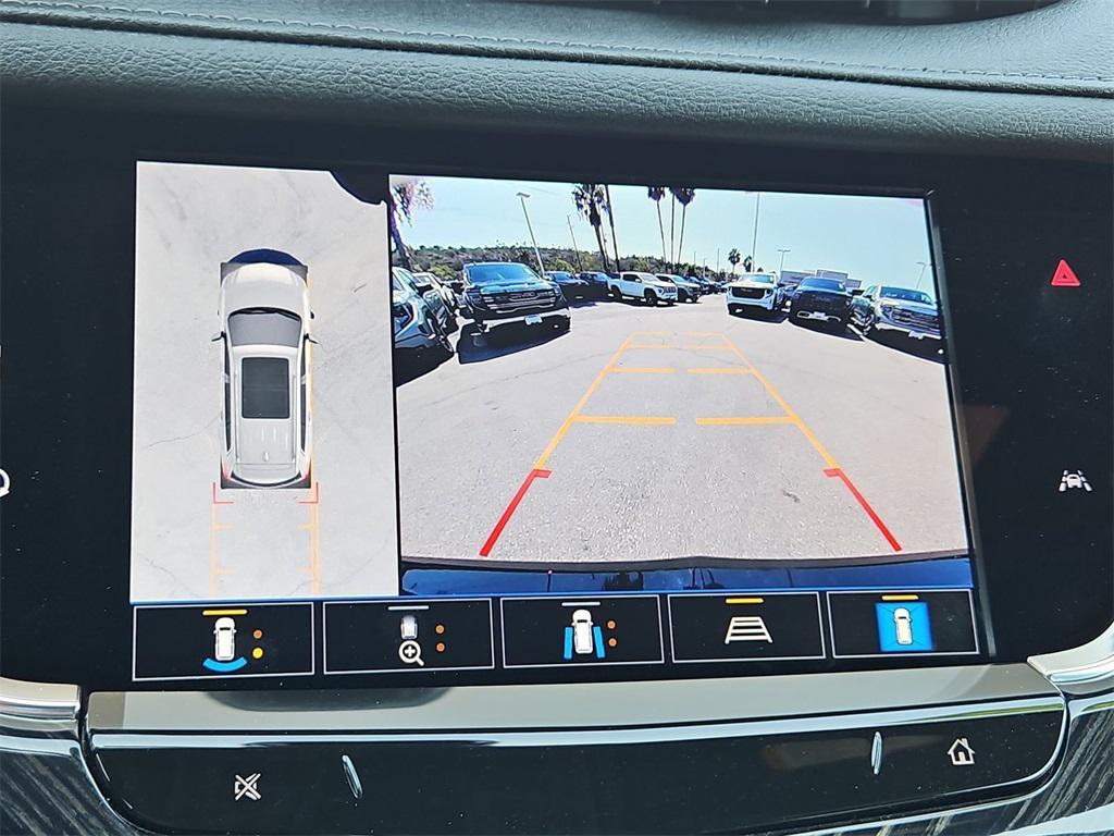used 2025 Cadillac XT6 car, priced at $49,888