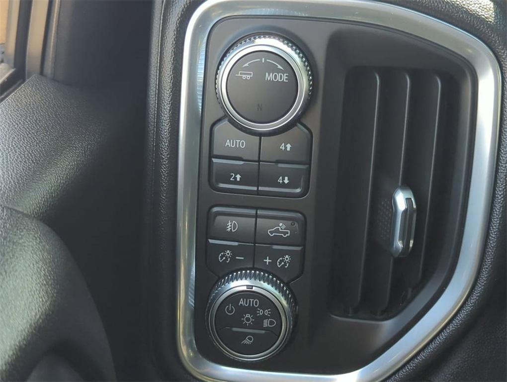 used 2021 GMC Sierra 1500 car, priced at $40,498