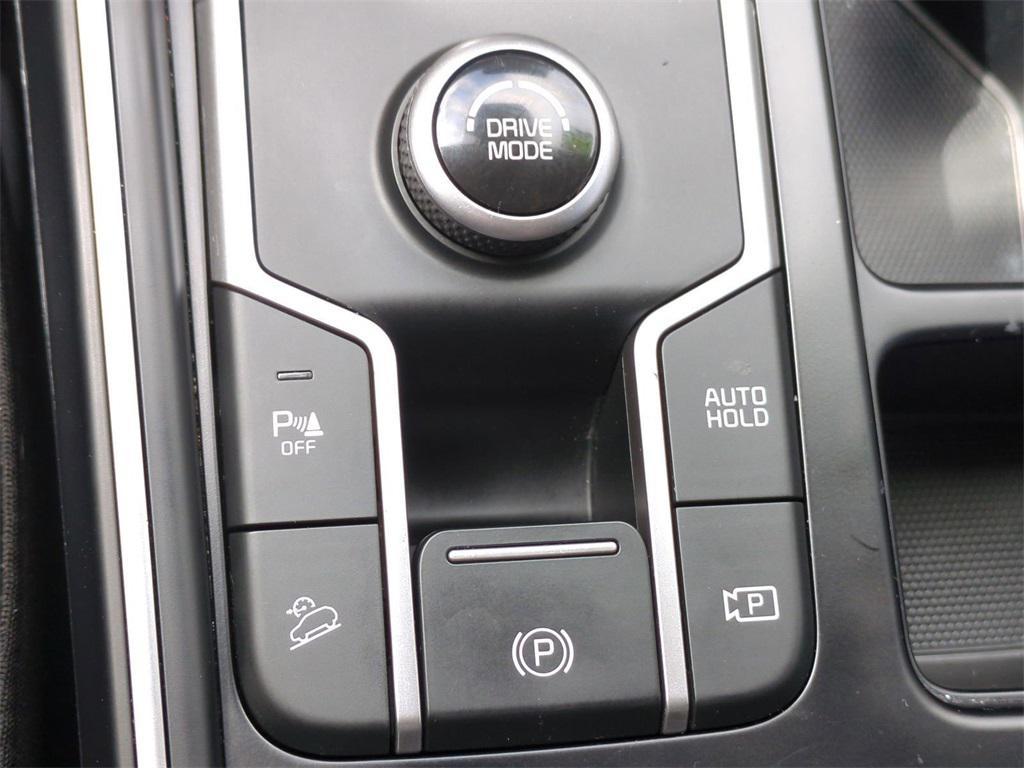 used 2022 Kia Sorento Hybrid car, priced at $25,888