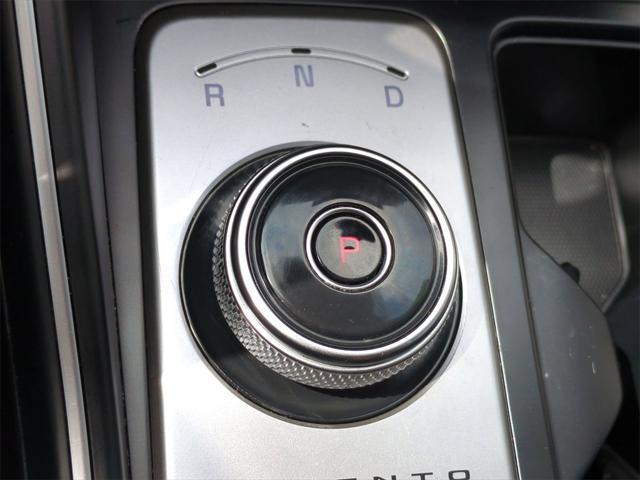 used 2022 Kia Sorento Hybrid car, priced at $26,122
