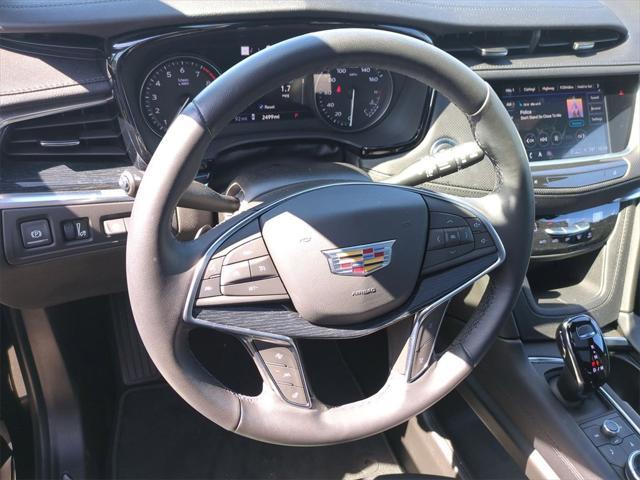 used 2025 Cadillac XT5 car, priced at $49,071