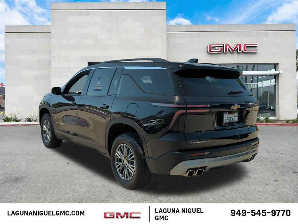 used 2025 Chevrolet Traverse car, priced at $36,998
