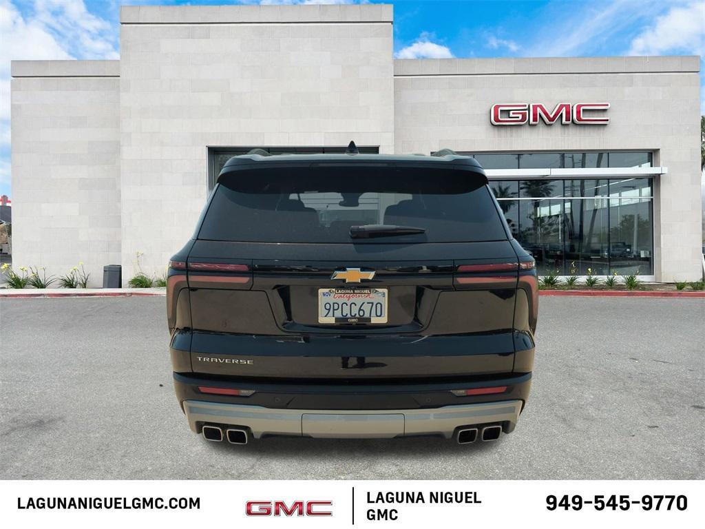 used 2025 Chevrolet Traverse car, priced at $36,998