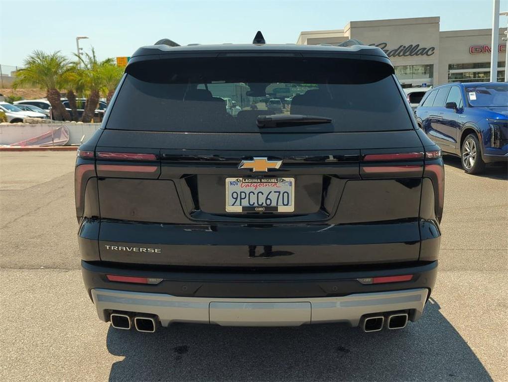 used 2025 Chevrolet Traverse car, priced at $38,998