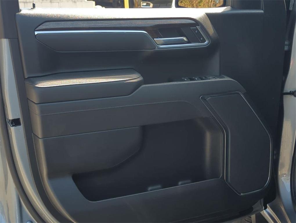 used 2025 GMC Sierra 1500 car, priced at $46,498