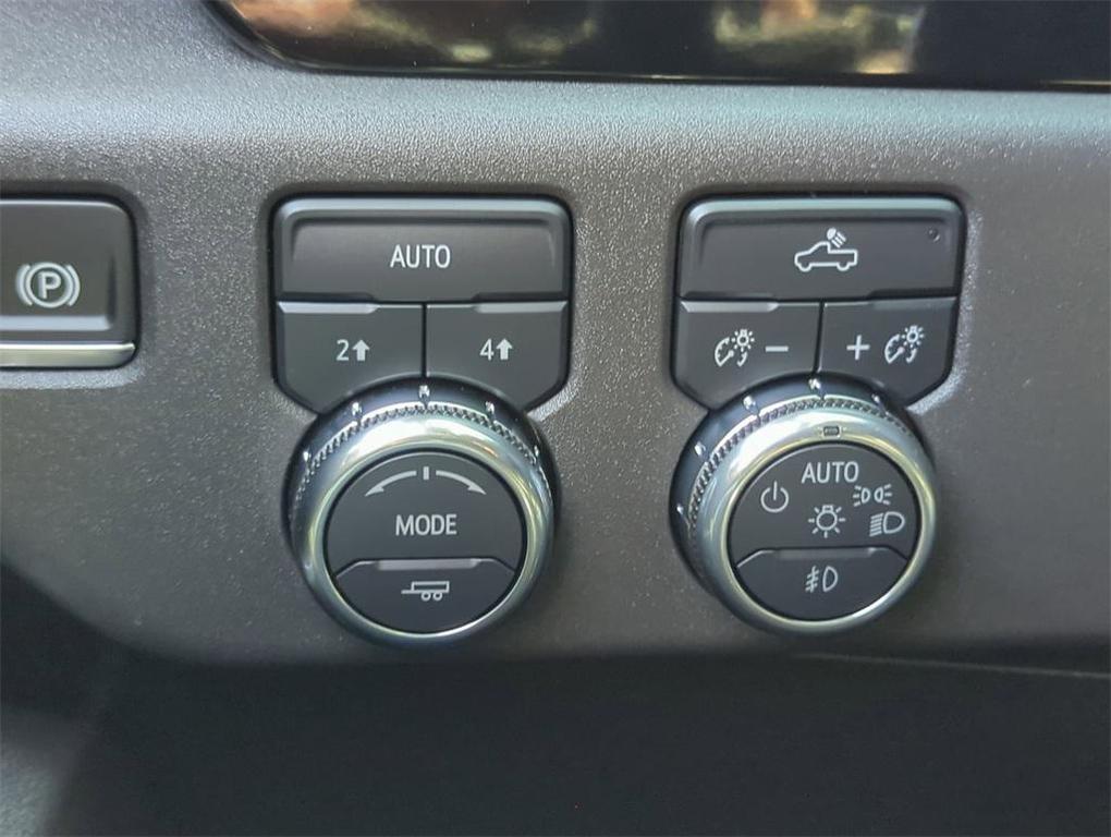 used 2025 GMC Sierra 1500 car, priced at $46,498
