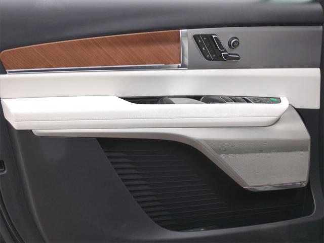 used 2026 Cadillac VISTIQ car