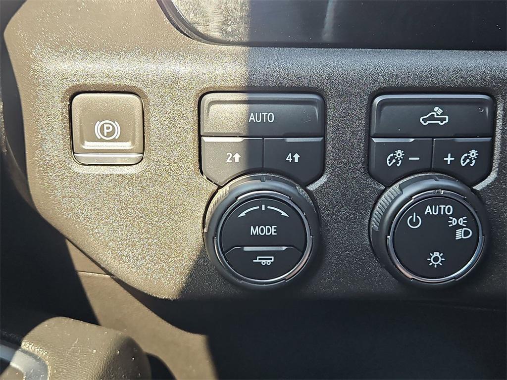 used 2024 Chevrolet Silverado 1500 car, priced at $34,998
