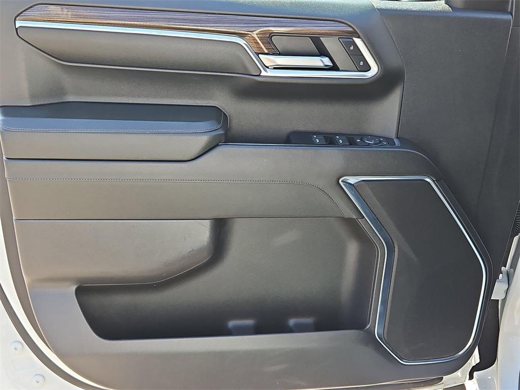 used 2024 Chevrolet Silverado 1500 car, priced at $34,998