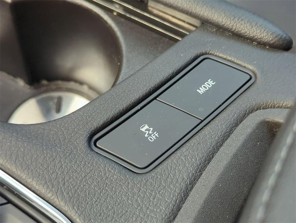 used 2025 Cadillac XT5 car, priced at $37,994