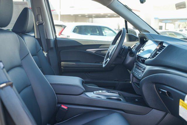 new 2025 Honda Ridgeline car, priced at $44,885