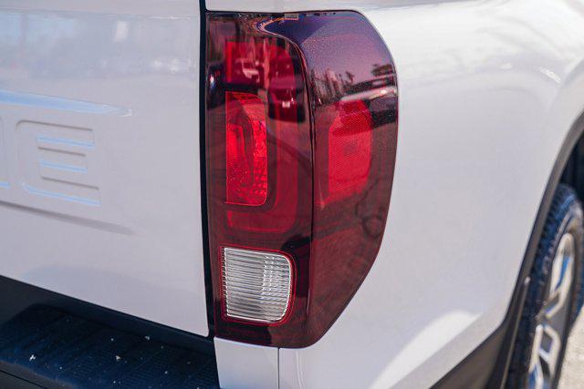 new 2025 Honda Ridgeline car, priced at $44,885