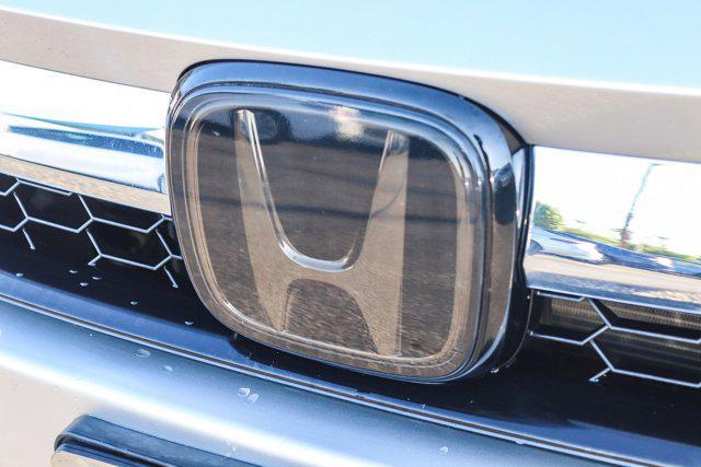 used 2018 Honda Clarity Plug-In Hybrid car, priced at $21,100