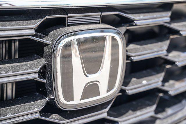 new 2025 Honda Pilot car, priced at $46,756