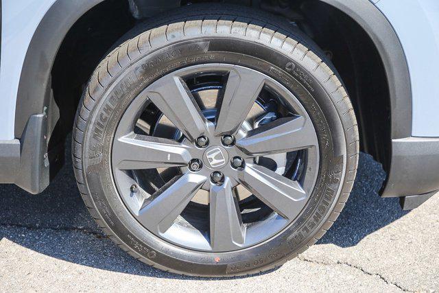 new 2025 Honda Pilot car, priced at $42,150