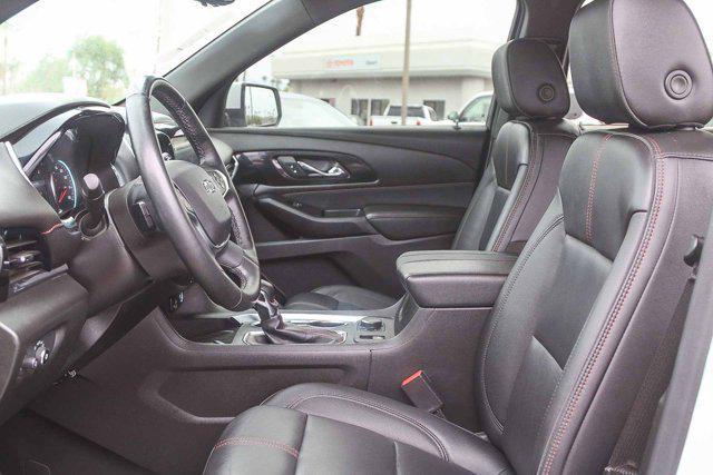 used 2023 Chevrolet Traverse car, priced at $30,100