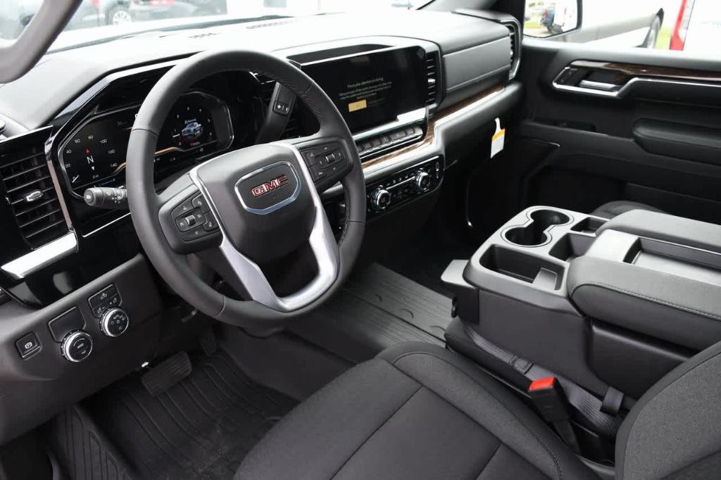 new 2024 GMC Sierra 1500 car, priced at $53,728